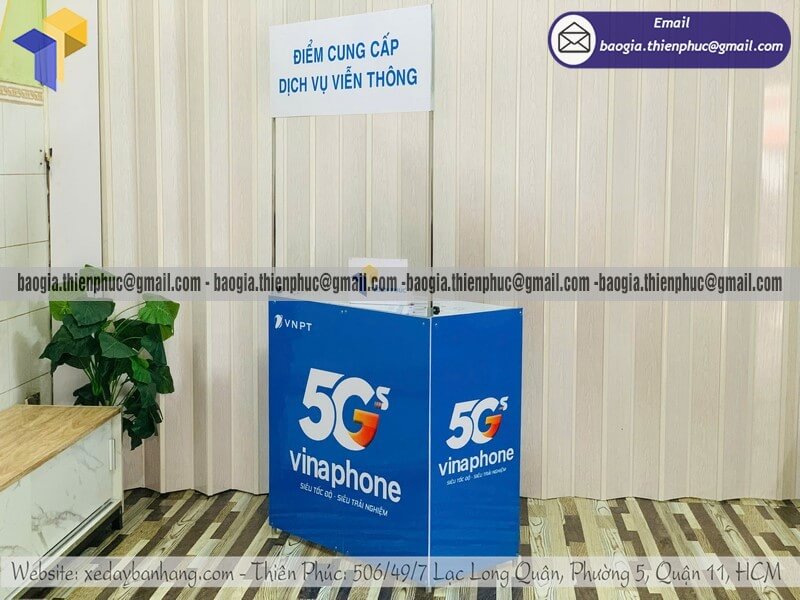 Booth sắt tiếp thị cho PG đứng bán hàng di động siêu thị roadshow
