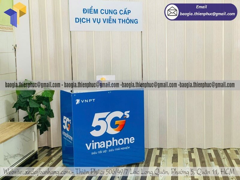 Booth sắt tiếp thị cho PG đứng bán hàng di động thiết kế free 100 theo concept brand