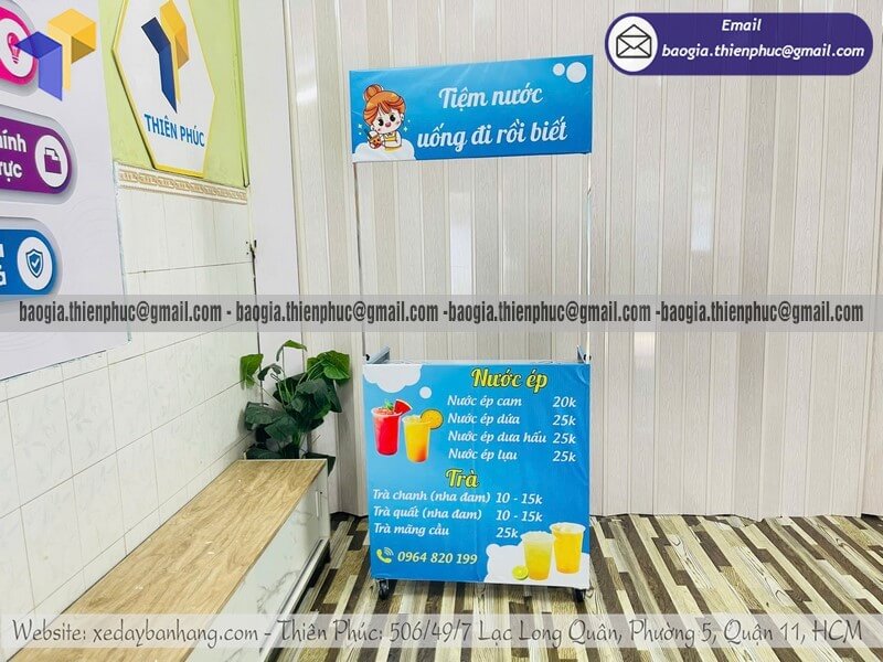 Đặt kệ bán nước ép vỉa hè gấp gọn ngoài trời Đặt kệ bán nước ép vỉa hè gấp gọn ngoài trời