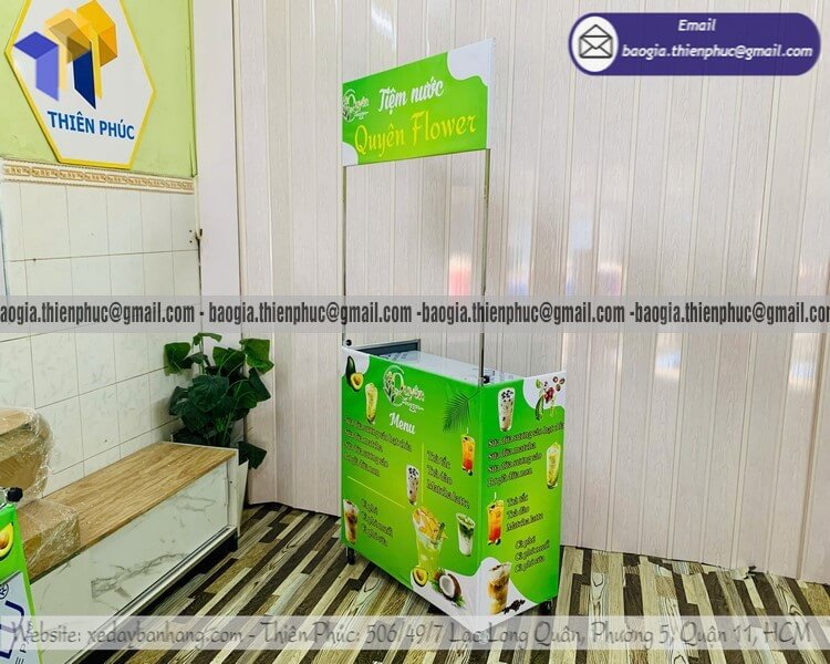 Đặt xe nước giải khát bán lề đường lắp ráp mang đi logo thương hiệu cá nhân độc quyền