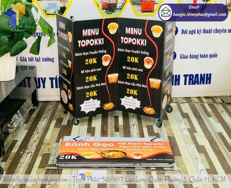 Giá mẫu kệ bán bánh gấp gọn trên vỉa hè ưu đãi tặng in logo miễn phí