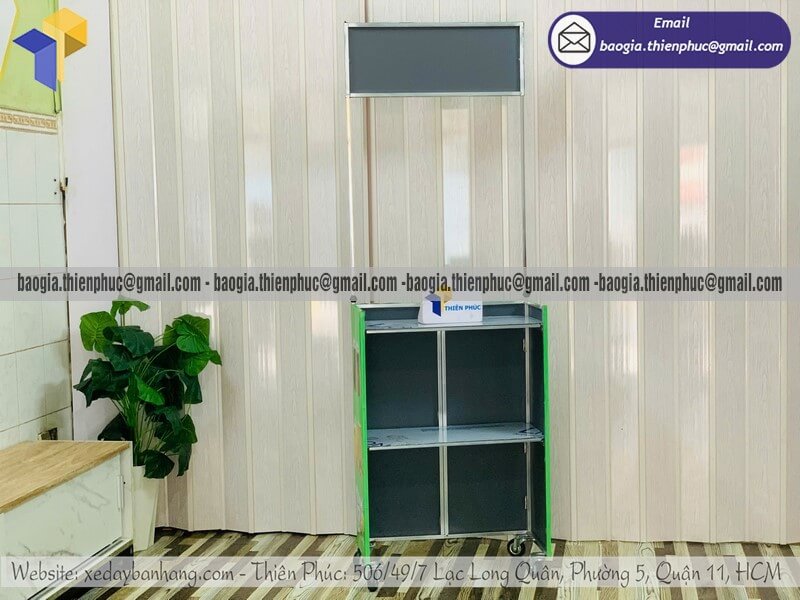 Mẫu quầy bán nước giải khát nhỏ xếp gọn vỉa hè địa điểm bán nước trà sữa trà đá