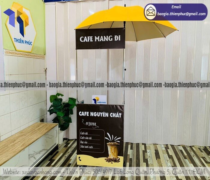 Sản xuất quầy bán cafe mini gấp xếp kèm dù che