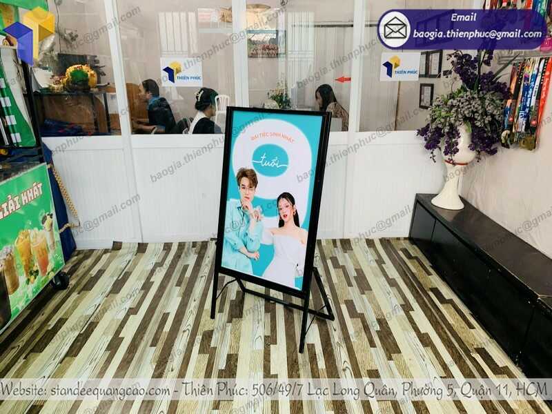 standee chân xếp tphcm